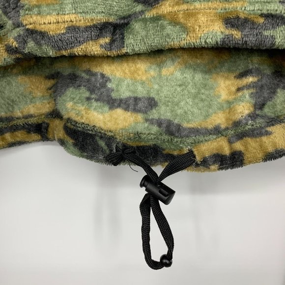 Urban Outfitters Sweater Angela Camo Crop Fleece 1/4 Zip Pullover - Picture 10 of 10